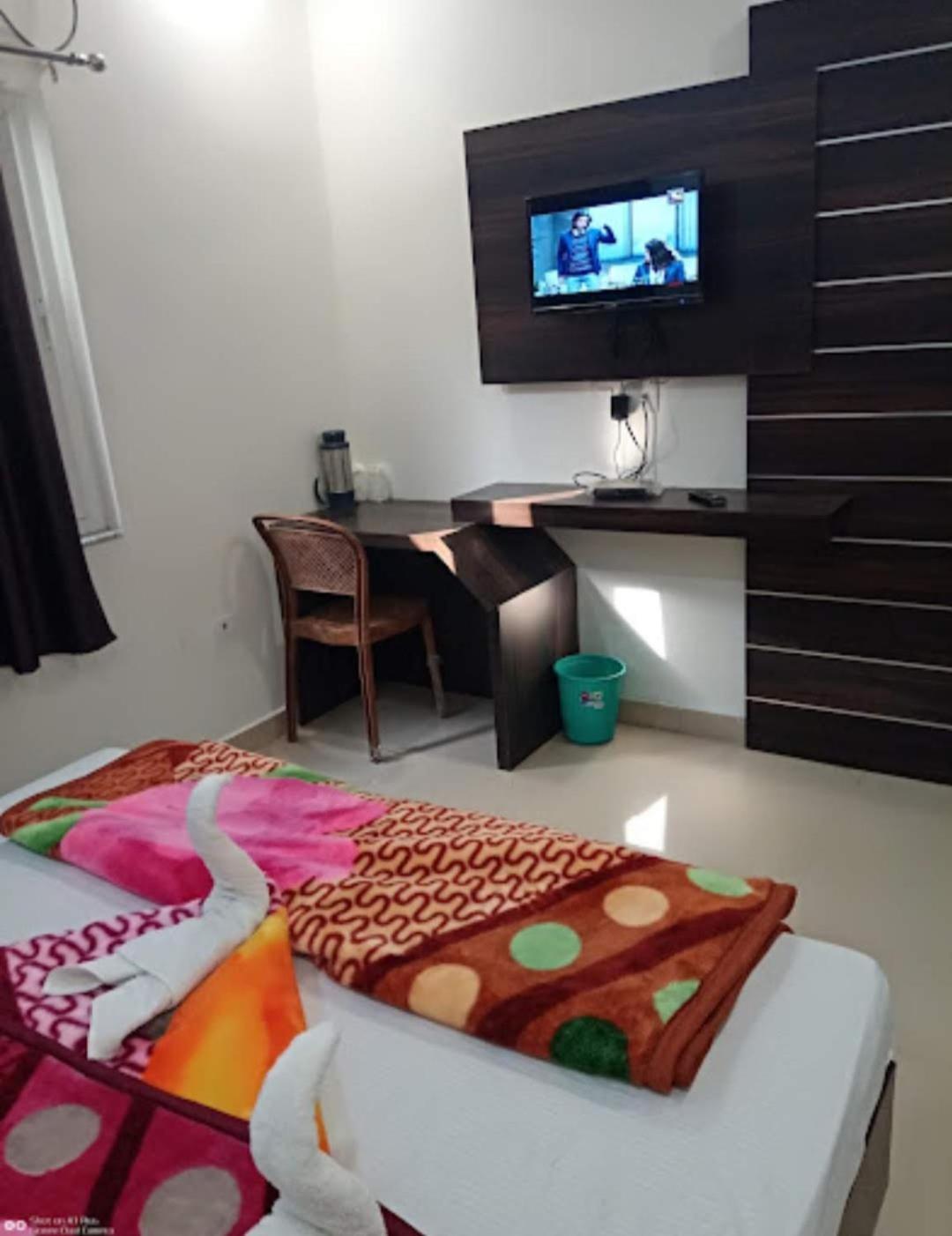 גאיה Hotel City Inn מראה חיצוני תמונה