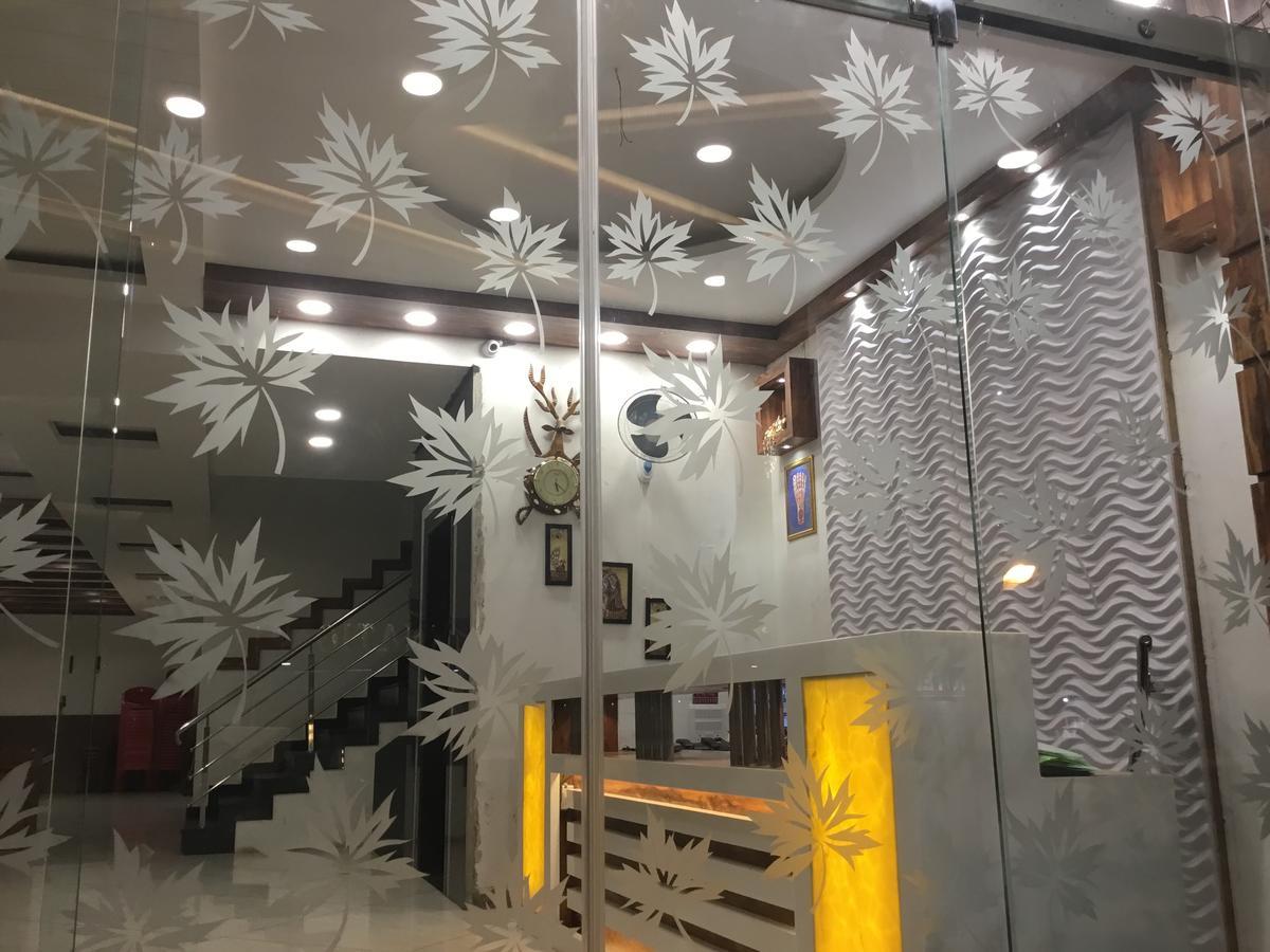 גאיה Hotel City Inn מראה חיצוני תמונה