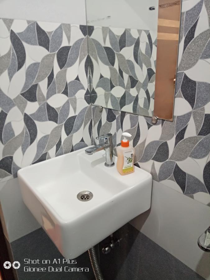 גאיה Hotel City Inn מראה חיצוני תמונה